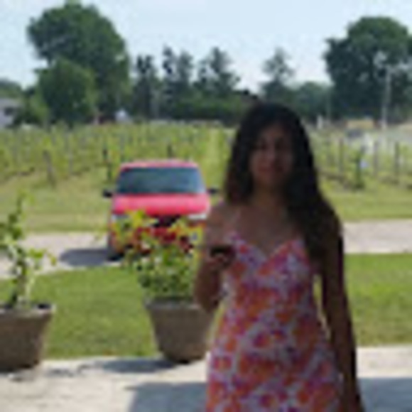 Meet your Posher, Ashley - Picture 1 of 1